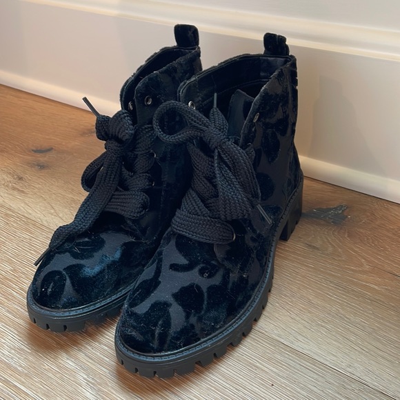 ShuShop women's black damask velvet combat boots 7 gothic punk - Picture 2 of 5